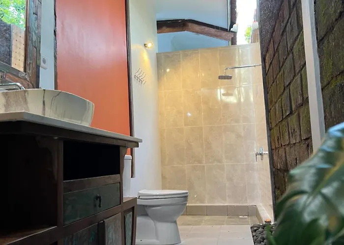 ゲストハウス Santai Karangasem
