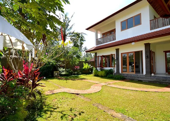 ゲストハウス Santai Karangasem